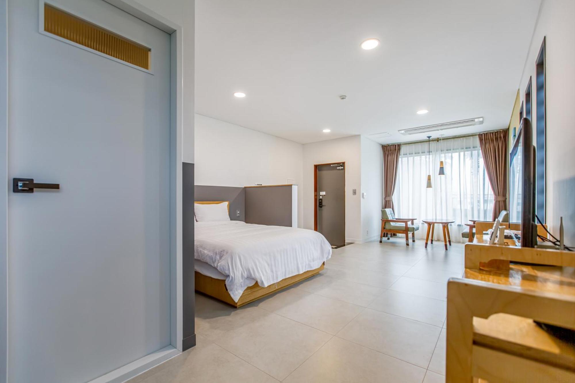 Lunamar Pension Jeju Exterior photo